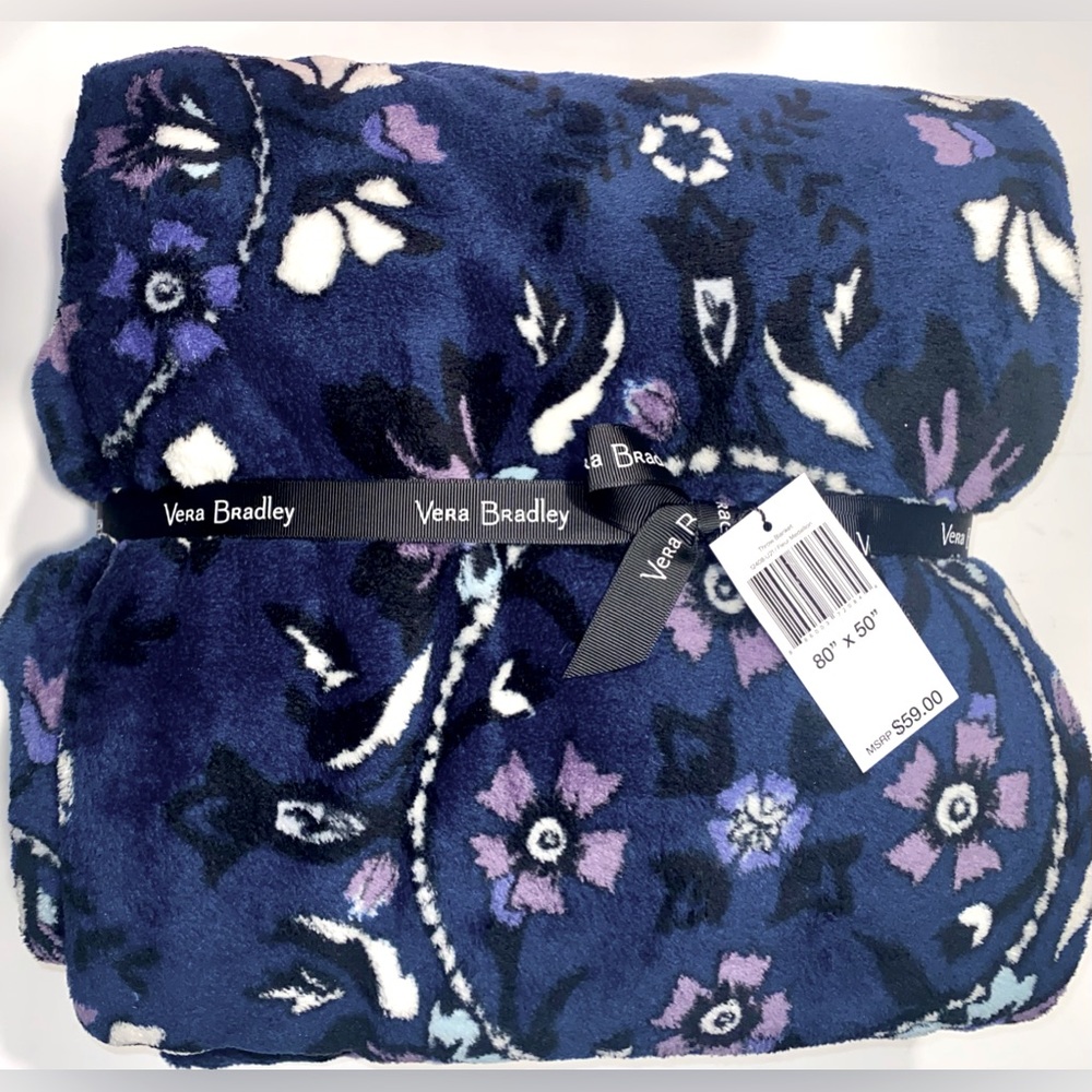 Vera Bradley Plush Throw Blanket in Fleece Fleur Medallion 80" x 50" 12408-U21